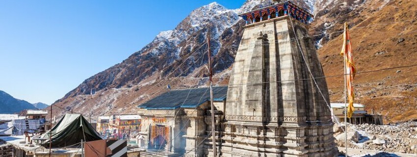 A stunning view of the Kedarnath Temple