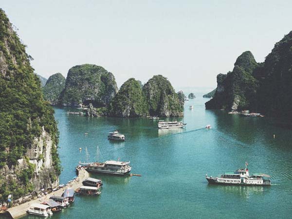 Explore Vietnam Tours and Travels Service provider